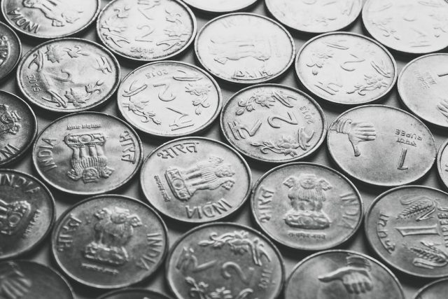 navigating-canadian-forex-regulations-what-you-need-to-know