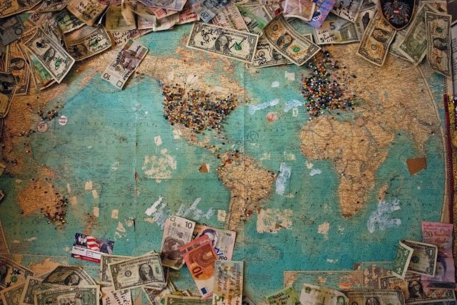 the-pros-and-cons-of-trending-forex-trading