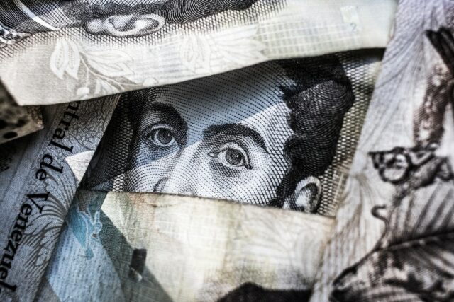 the-future-of-gold-forex-price-predictions-and-forecasts-for-investors