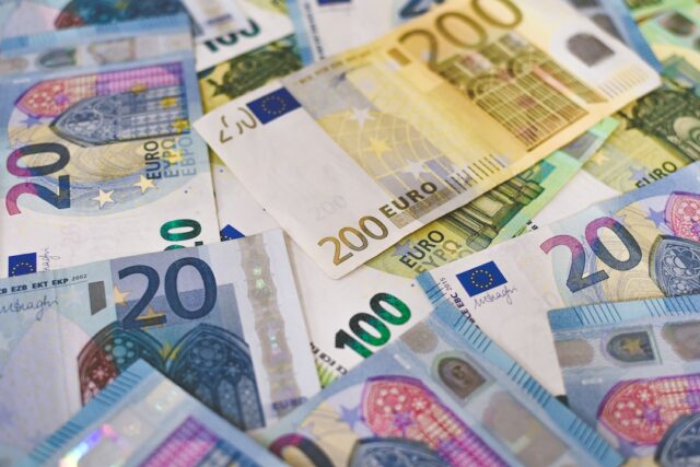 staying-disciplined-with-forex-daily-trading-strategies-tips-and-tricks