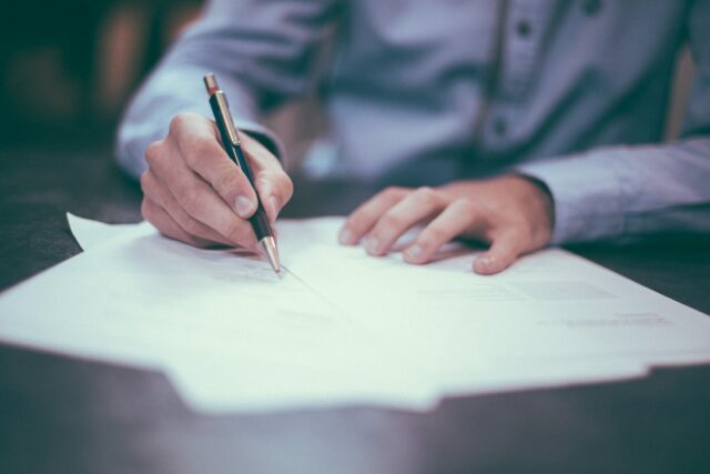 the-pros-and-cons-of-book-forex-trading-is-it-right-for-you