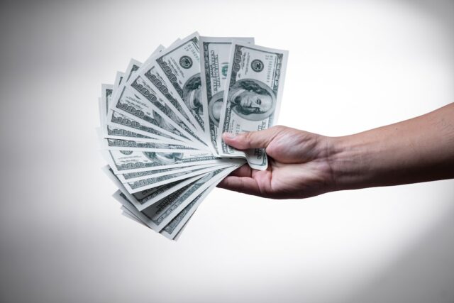 from-rags-to-riches-inspiring-stories-of-successful-forex-traders
