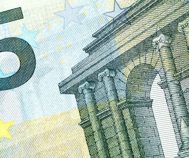 the-benefits-and-risks-of-forex-consolidation-strategies